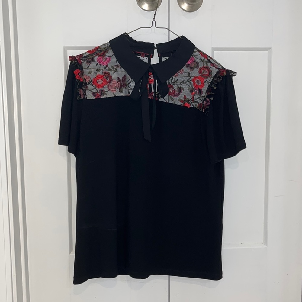 Women's blouse